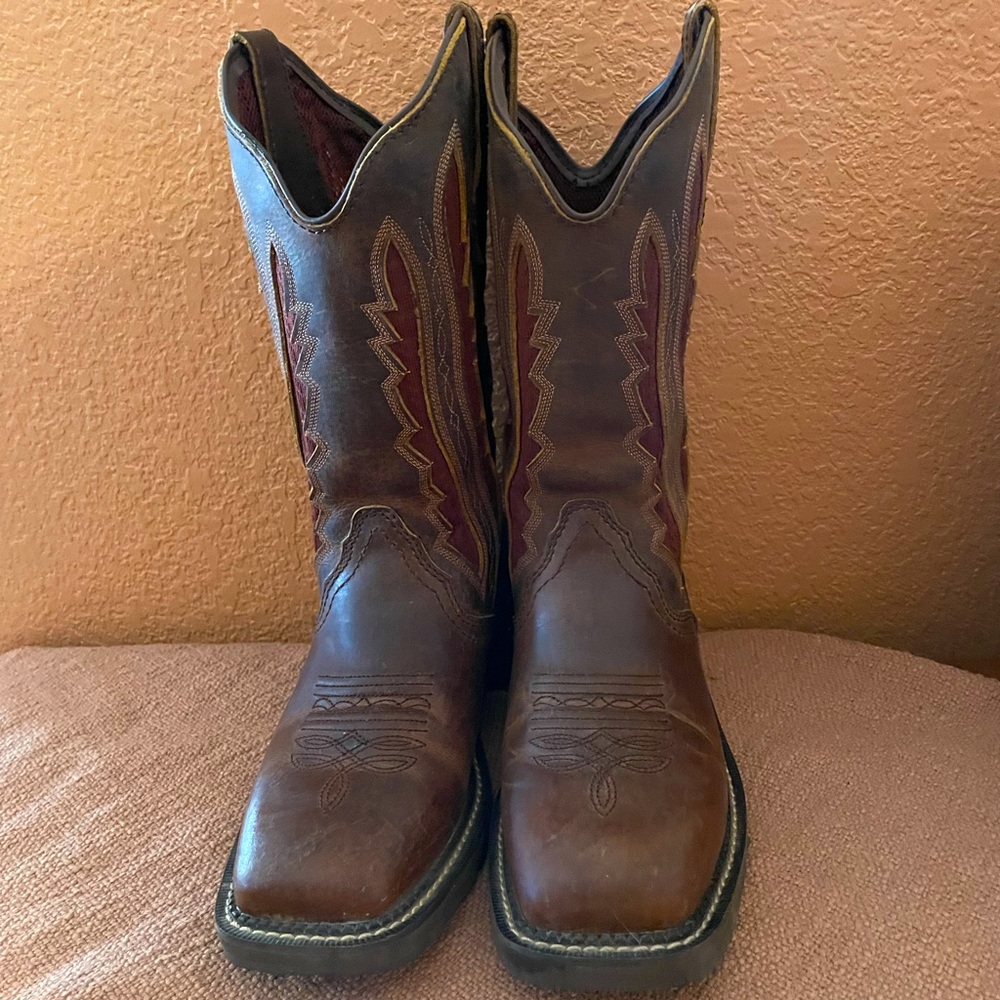 Justin Women’s Paisley Spice Square Toe Boot 11’inch